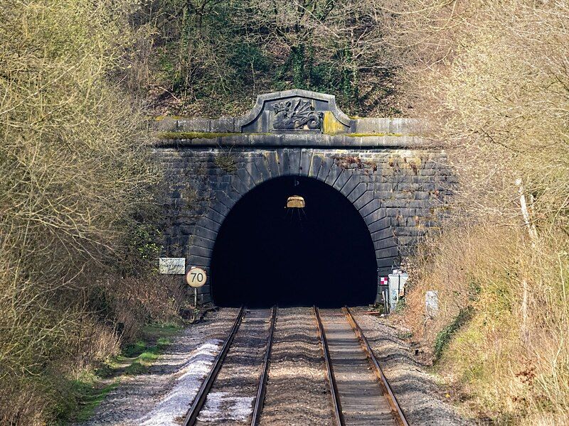 File:Disley Tunnel.jpg