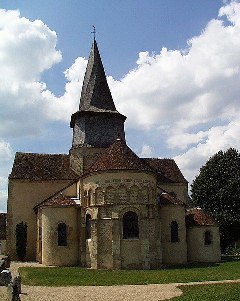 File:Eglise Saint-Outrille.jpg