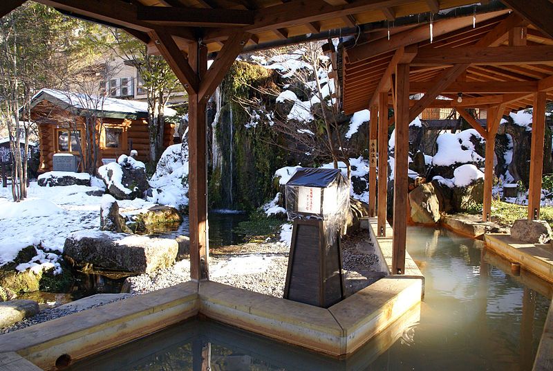 File:Hirayu onsen03s3872.jpg