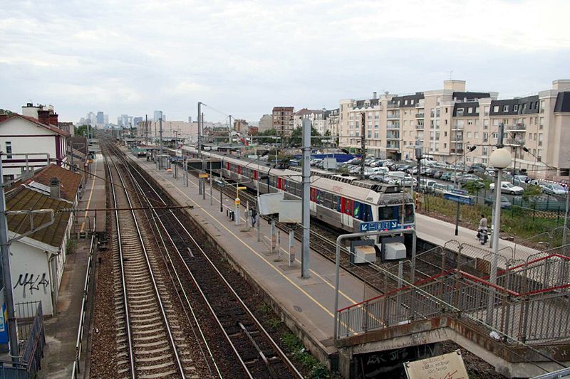 File:Houilles - Gare05.jpg