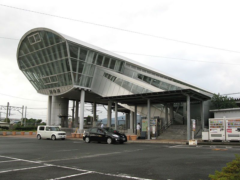 File:JRKyushu-Nagasaki-main-line-Kanzaki-station-south-entrance-20091101.jpg