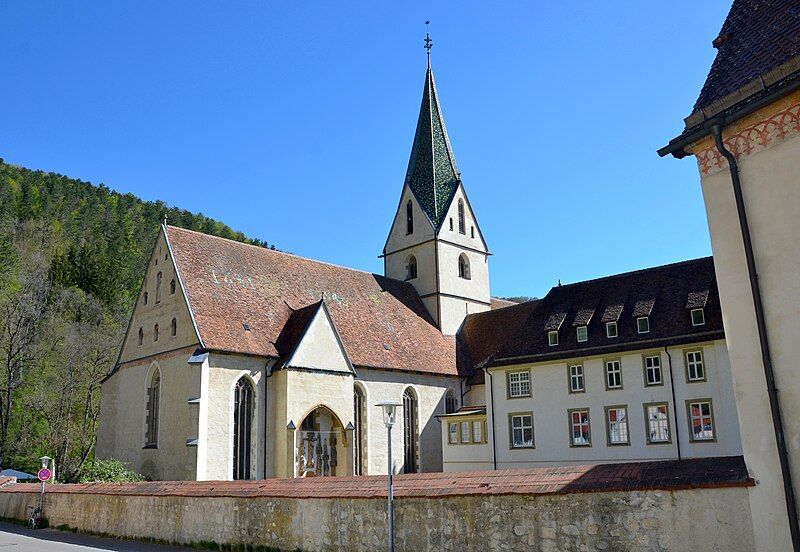 File:Klosterkirche Blaubeuren, Alb-Donau-Kreis.jpg