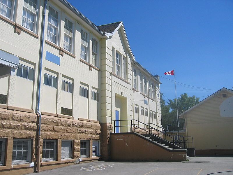 File:Nelson-elem.jpg