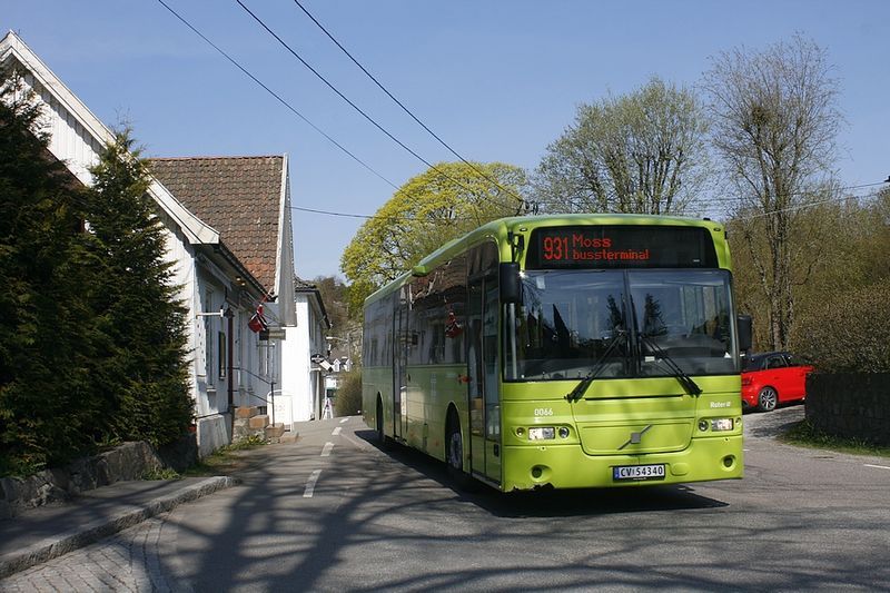 File:Son buss rammemakeriet.jpg