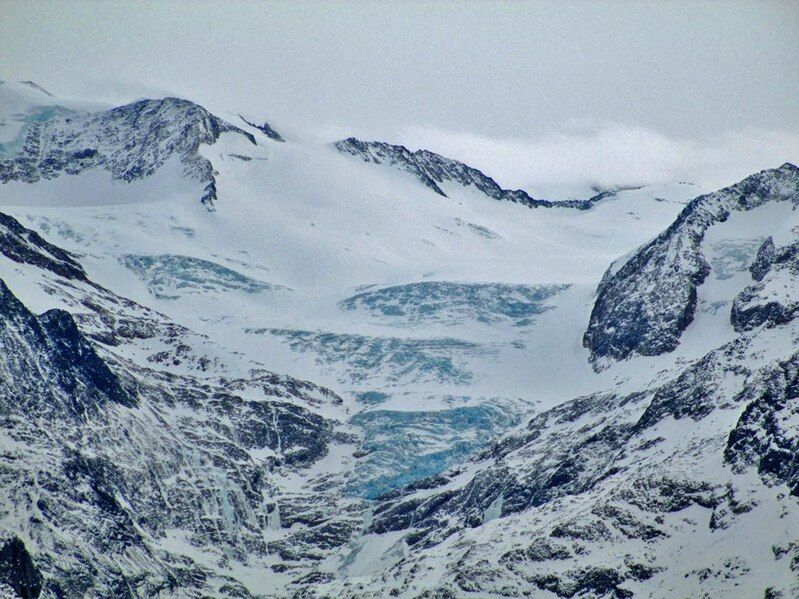 File:Triftgletscher 2014.jpg