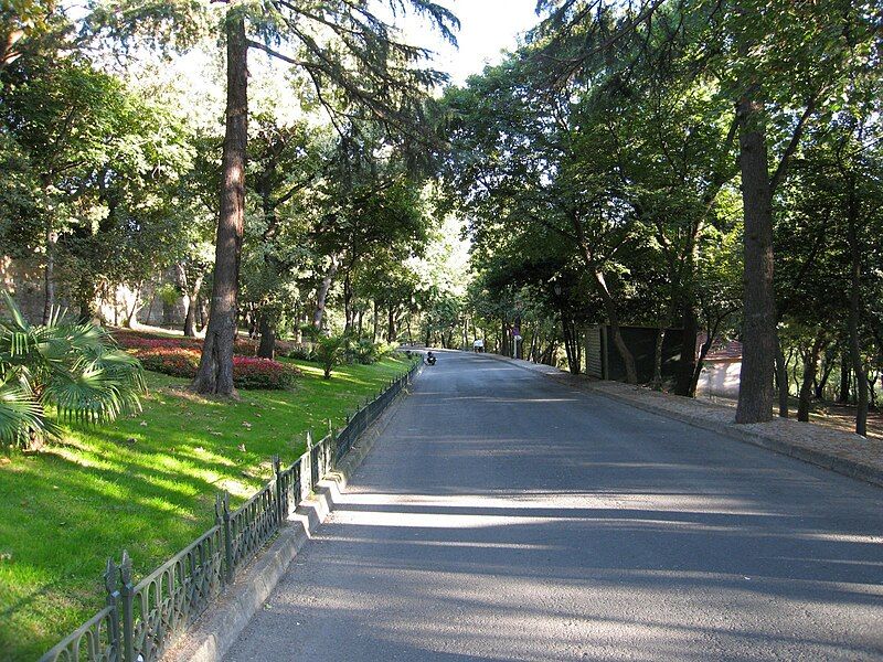 File:Yildiz Park 02.jpg