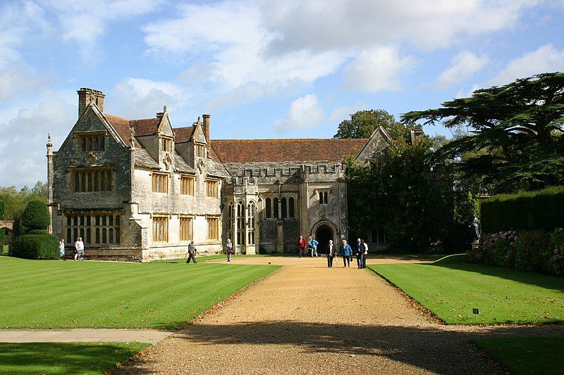 File:Athelhampton-02-2004-gje.jpg