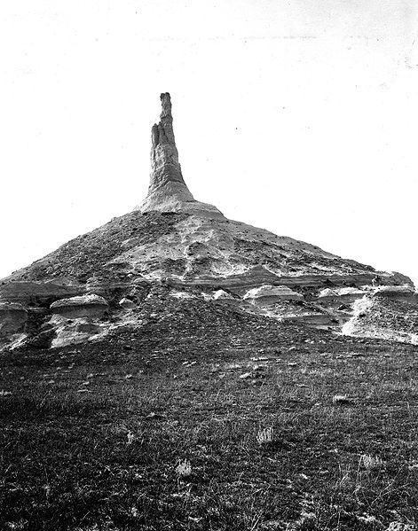 File:Darton 1897 ChimneyRock.jpg