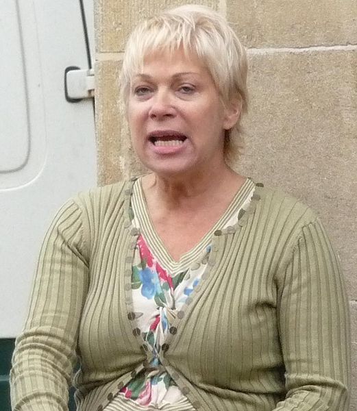 File:Denise Welch.jpg