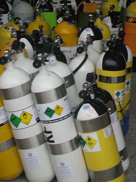 File:Diving cylinders.jpg