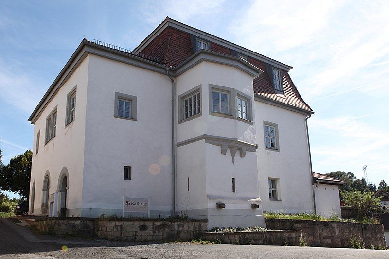 File:Effelder-Schloss.jpg