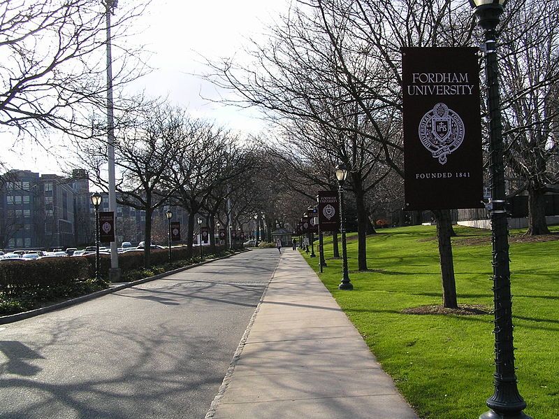 File:Fordham entrance.JPG