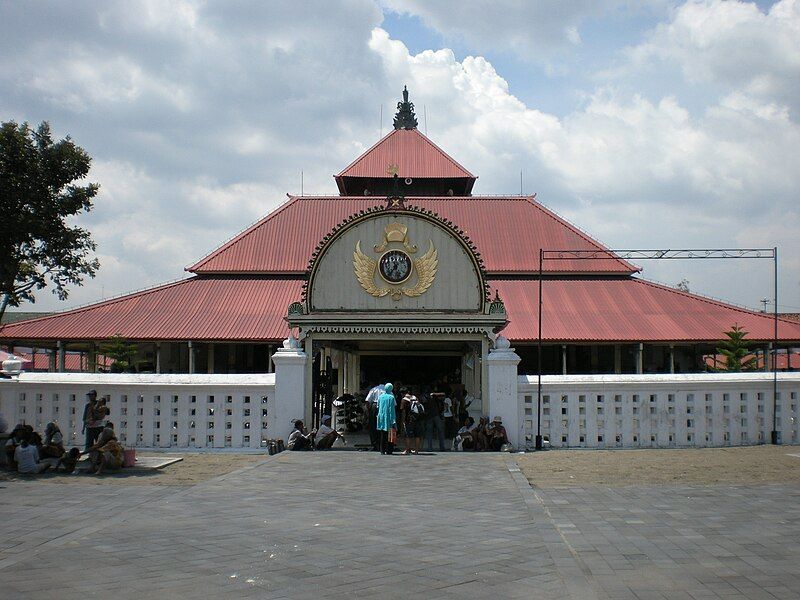 File:GrandMosqueYogya.JPG