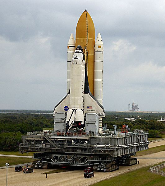 File:KSC-107-Rollout (cropped).jpg