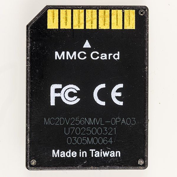 File:MMC Card-1027.jpg