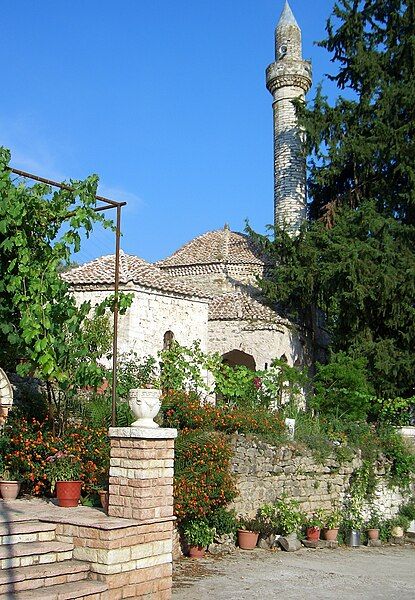 File:Moschee Rusan.JPG