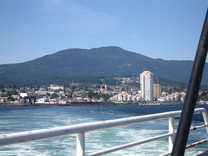 File:Nanaimo Skyline 2005-08-02.jpg