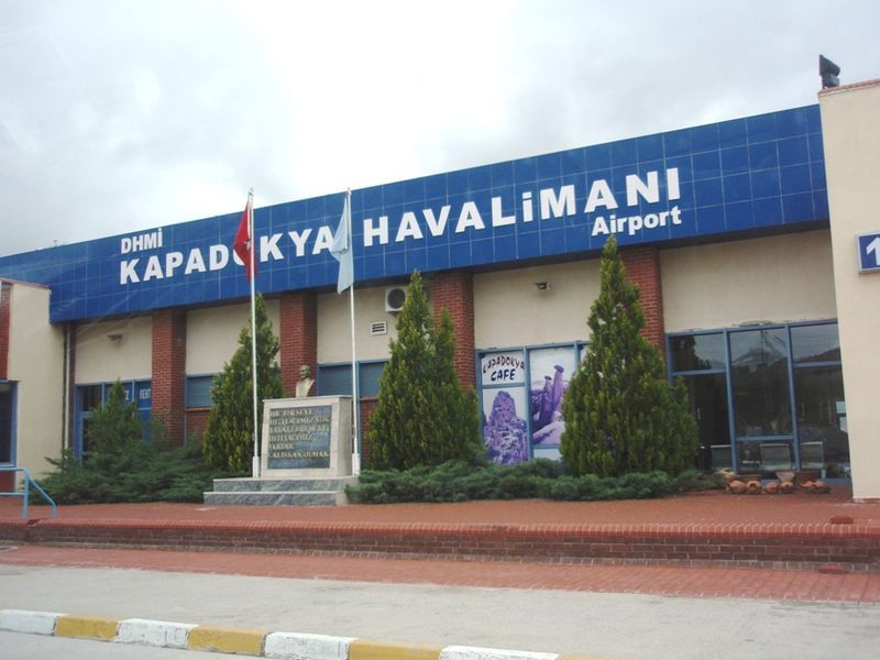 File:NevsehirAirport.jpg