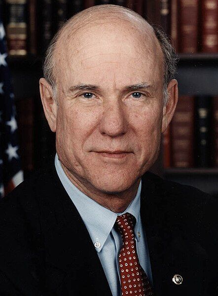 File:Pat Roberts (cropped).jpg