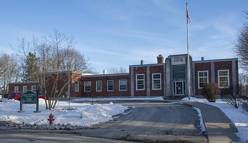 File:Smyrna Elementary School.jpg