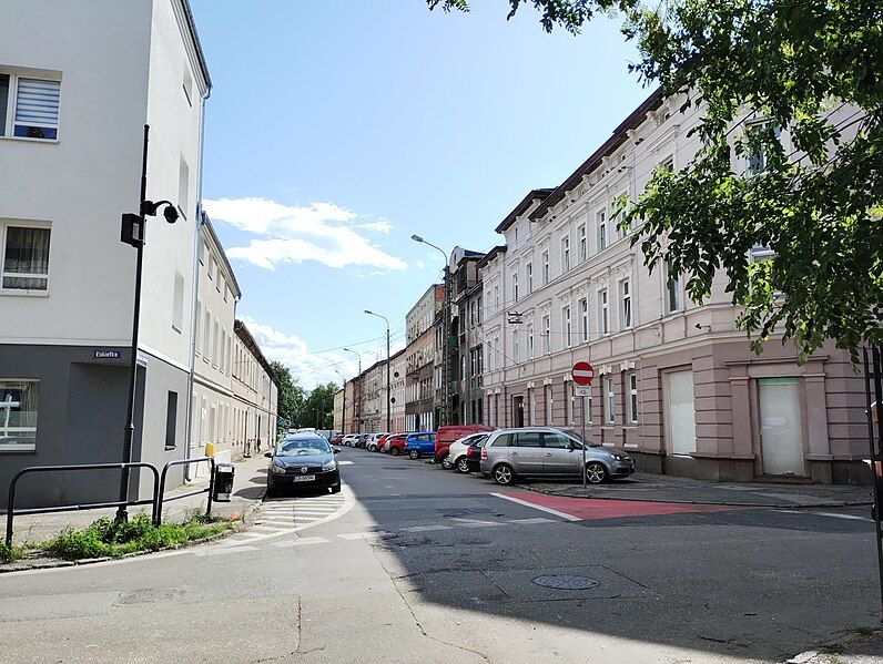 File:Street Jackowskiego.jpg