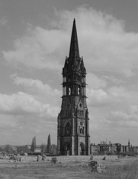 File:Turm Johanneskirche Dresden.jpg