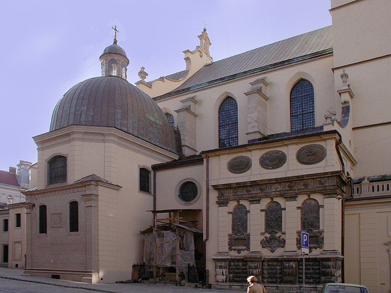 File:Ukraine-Lviv-Latin Cathedral-7.jpg