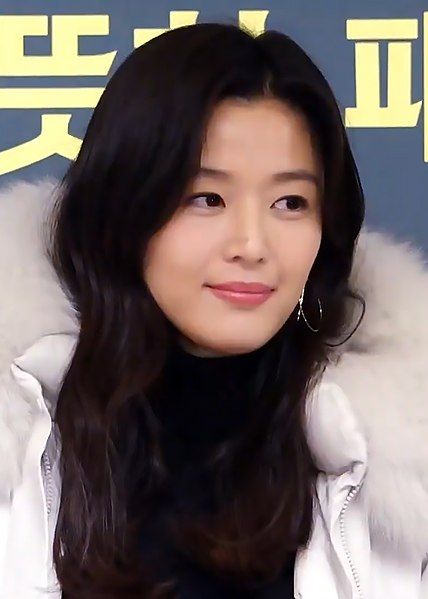 File:191112 전지현.jpg