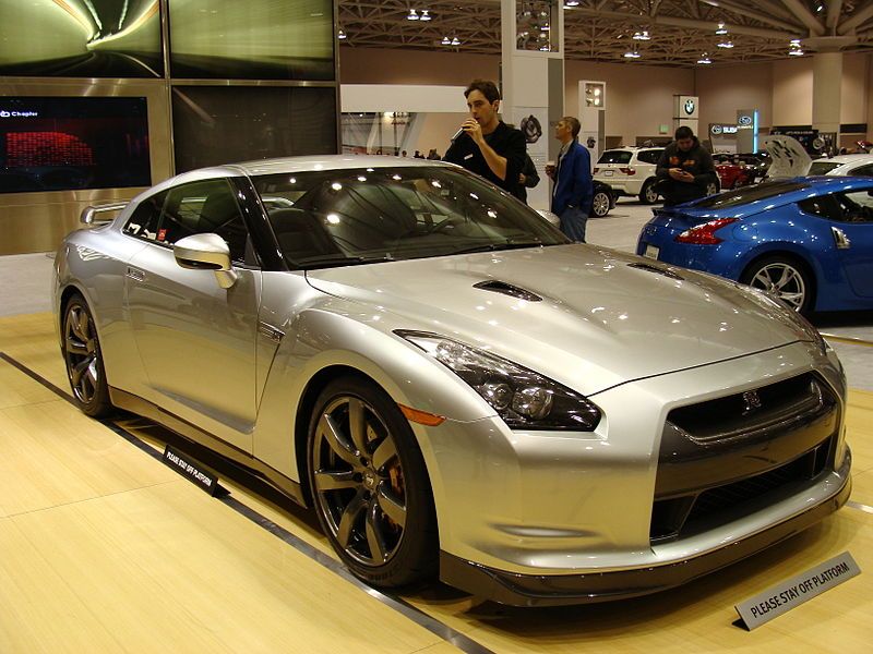 File:2009 Nissan GT-R(front).JPG