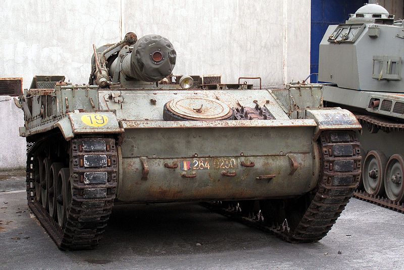 File:AMX-13-155mm img 2332.jpg