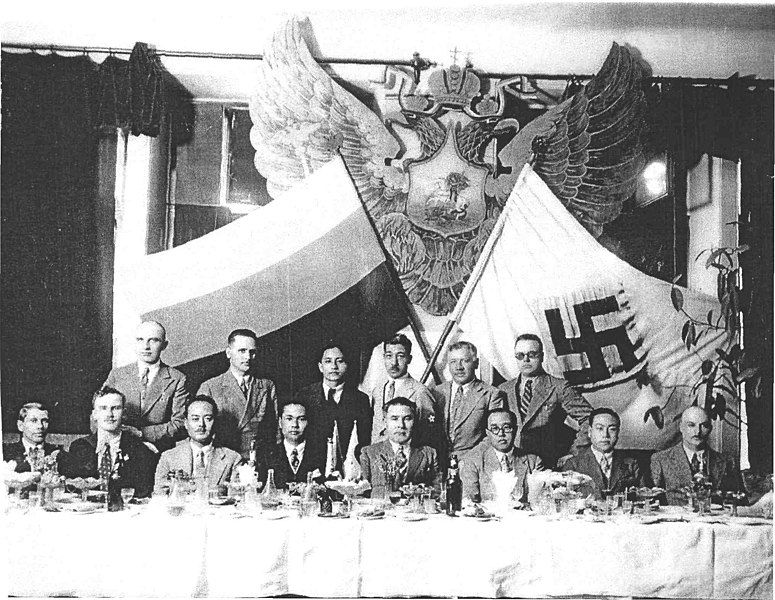 File:Banquet BREM.jpg