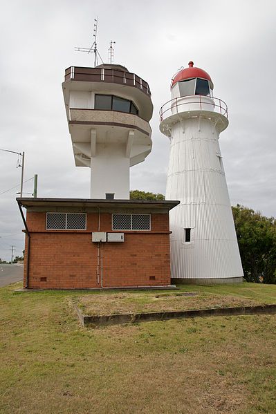 File:Caloundra Lighthouses, 2008.jpg