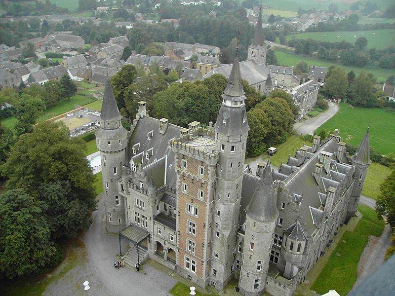 File:Chateau de Leignon.JPG