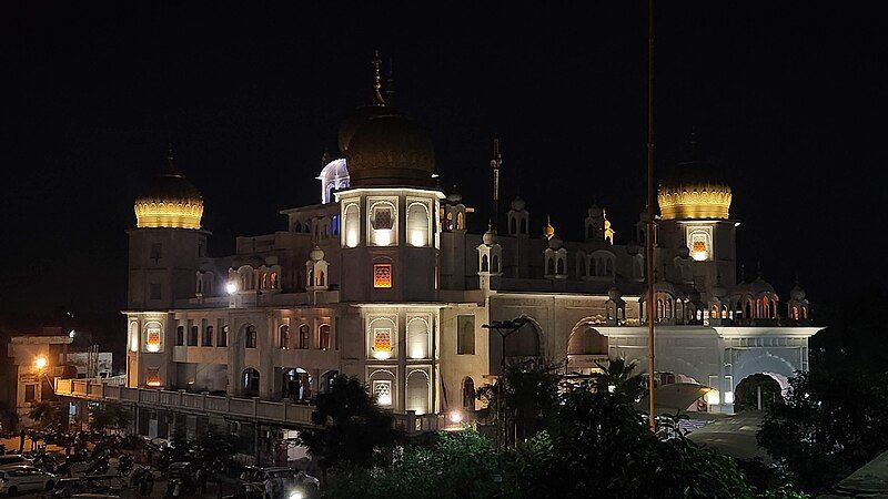 File:Dukhniwaran Sahib.jpg