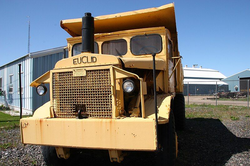 File:Euclid haul truck.jpg