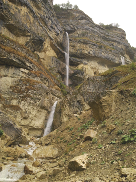 File:Laza Falls.png