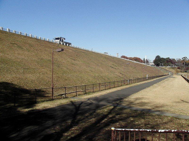 File:Murayama-Kami Reservoir No5.jpg