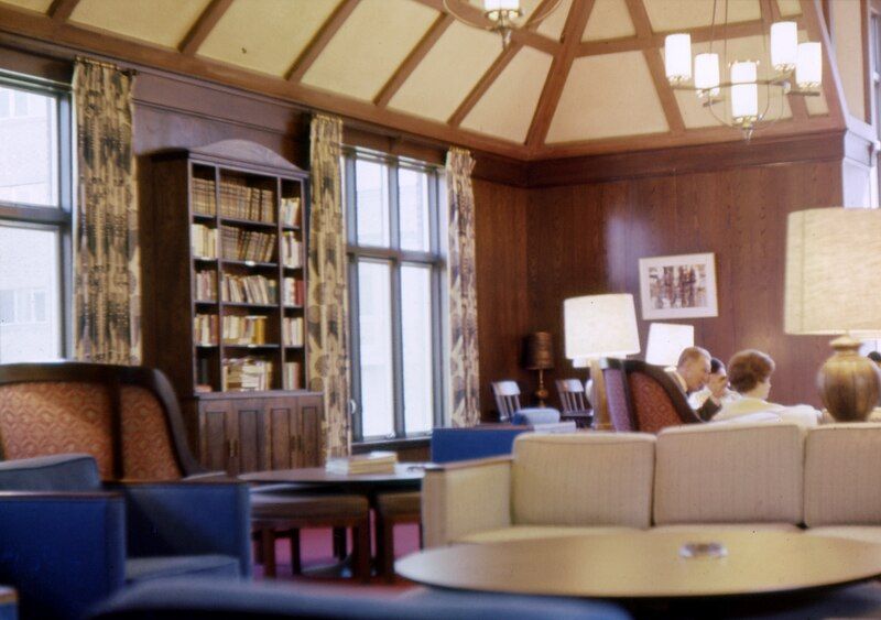 File:Raymond Common Room.tif