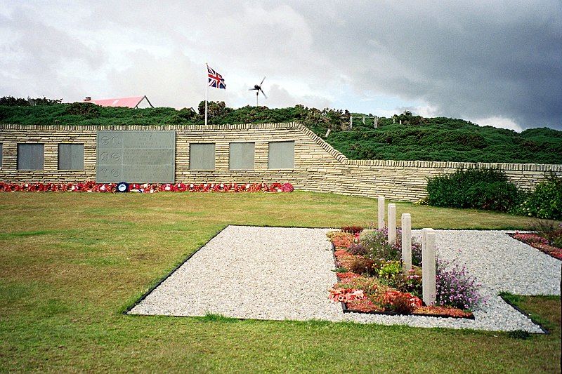 File:San-Carlos-Cemetery.JPG