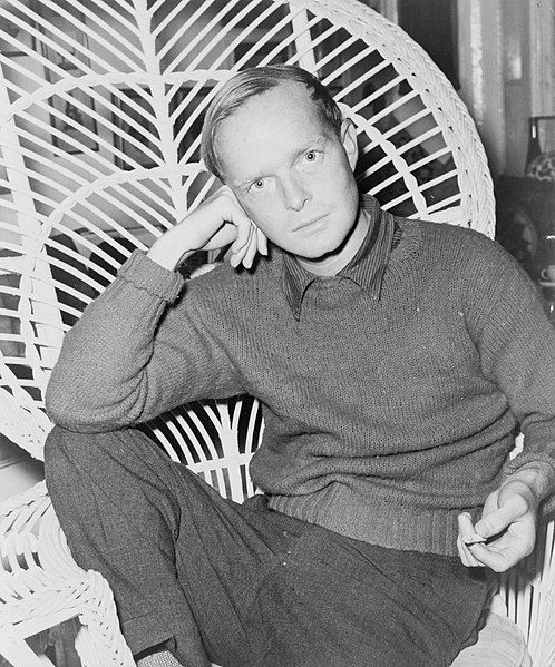 File:Truman Capote NYWTS.jpg