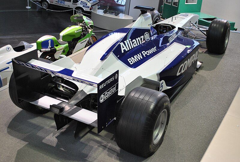 File:WilliamsF1-BMW FW23-05 b.JPG