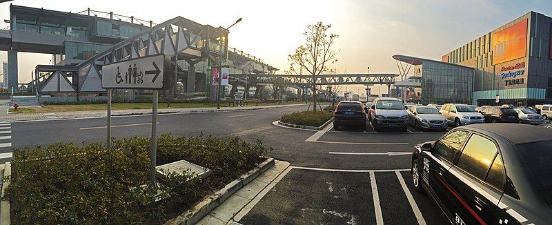 File:Yunlin Station.JPG