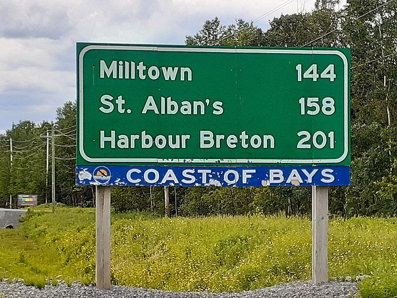 File:Bay d'Espoir Highway.jpg