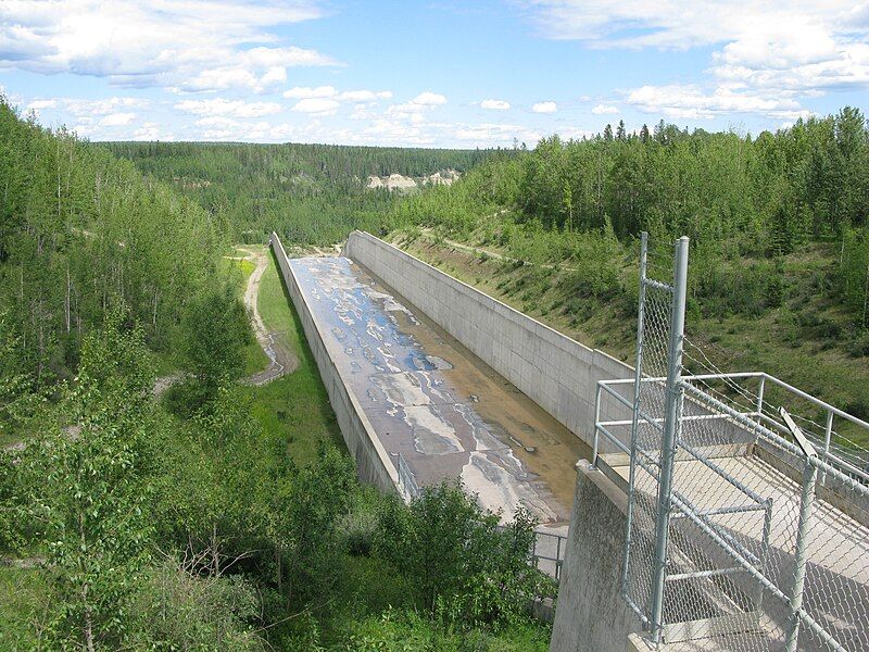 File:Brazeau Reservoir 1.JPG