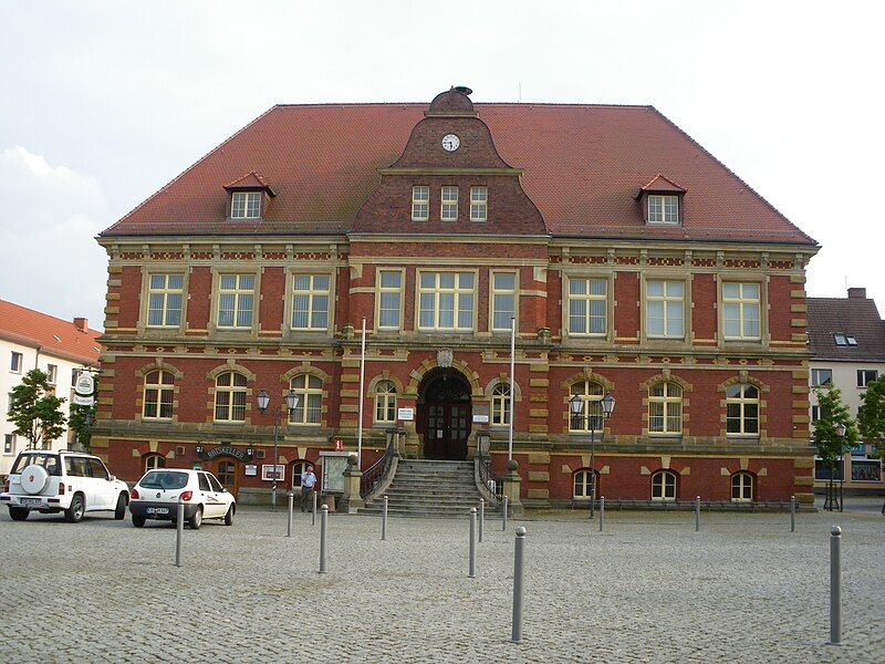 File:Calau Rathaus.JPG