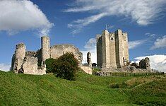 File:ConisbroughCastle.jpg (Conisbrough Castle)