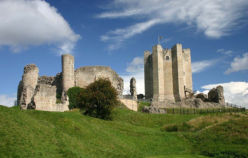 File:ConisbroughCastle.jpg