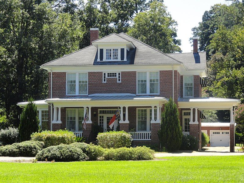 File:Edgewood Holoman-Outland House.jpg