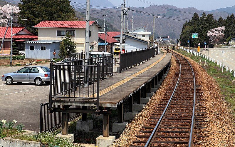 File:Furusato-Kōen Station 003.JPG