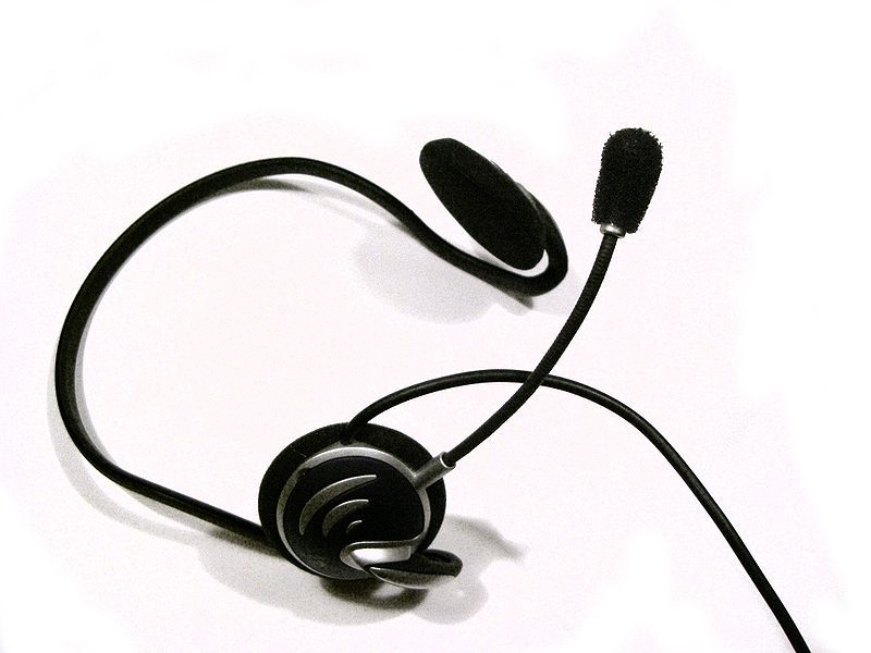 File:Headphones with Microphone.jpg